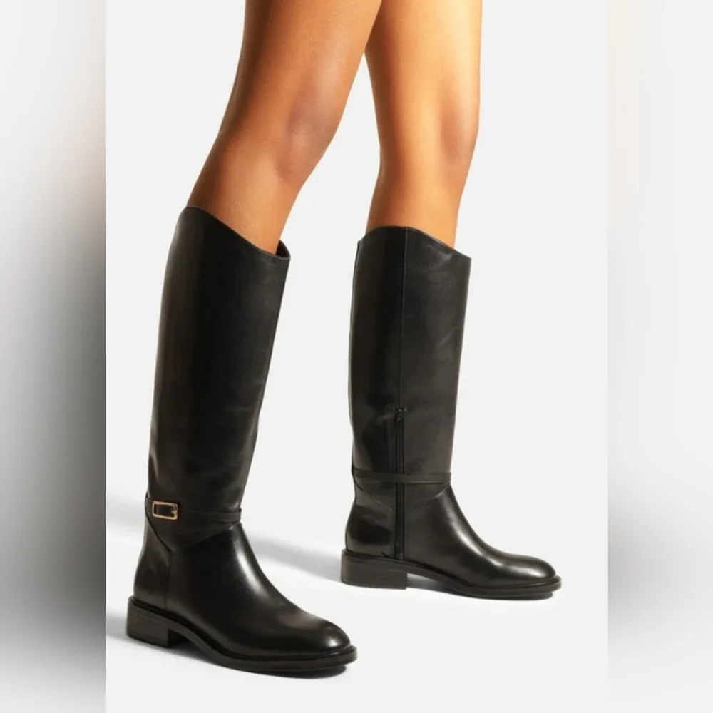 Arezzo Women's Mckenna Low Block Black‎ Leather BootsSize 6.5 M